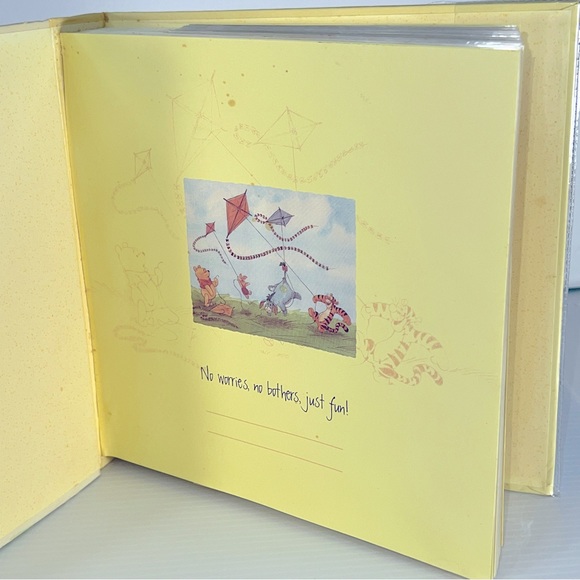Disney Winnie The Pooh Photo Album Archival Quality Holds 200 4x6 photos w/memos - Picture 8 of 11